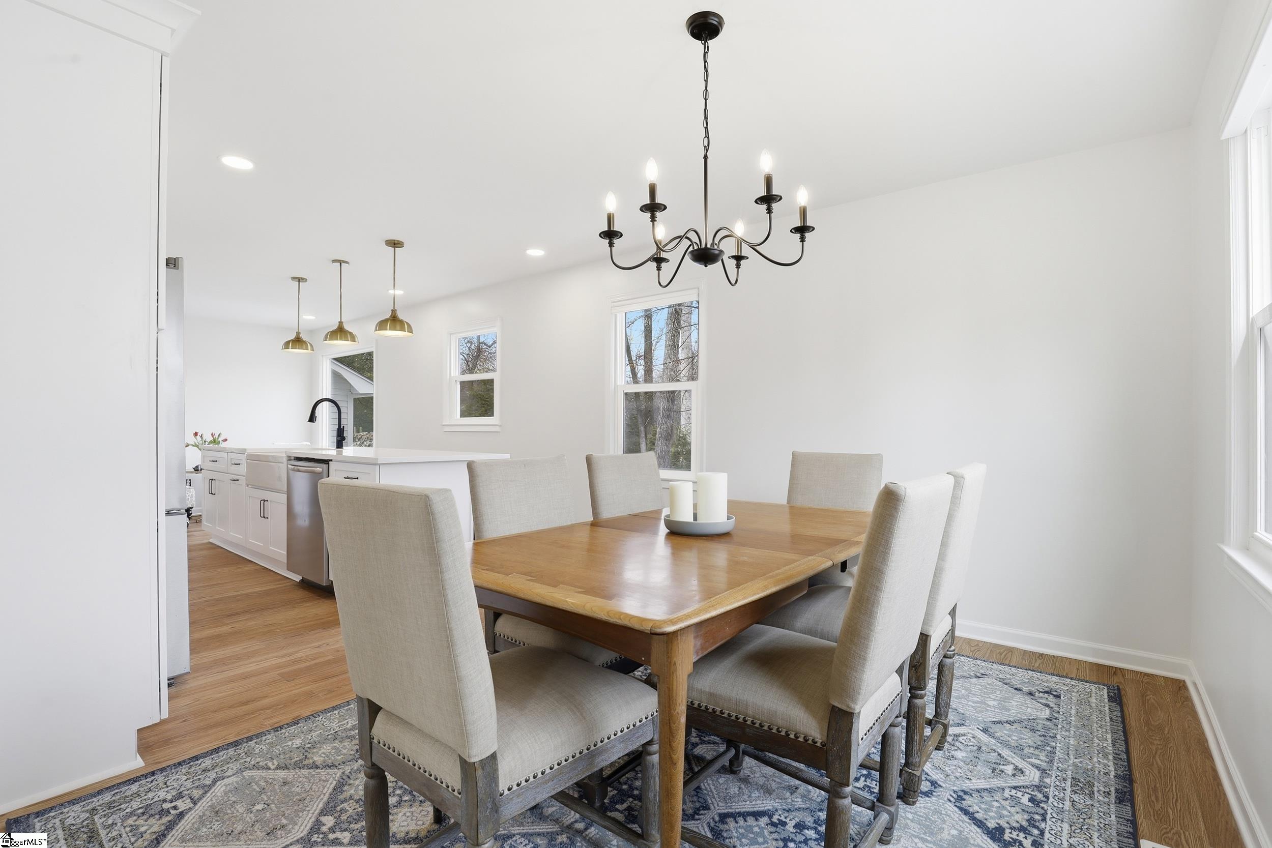 402 Foxcroft Road Greenville, SC 29615 - Photo 13 of 44