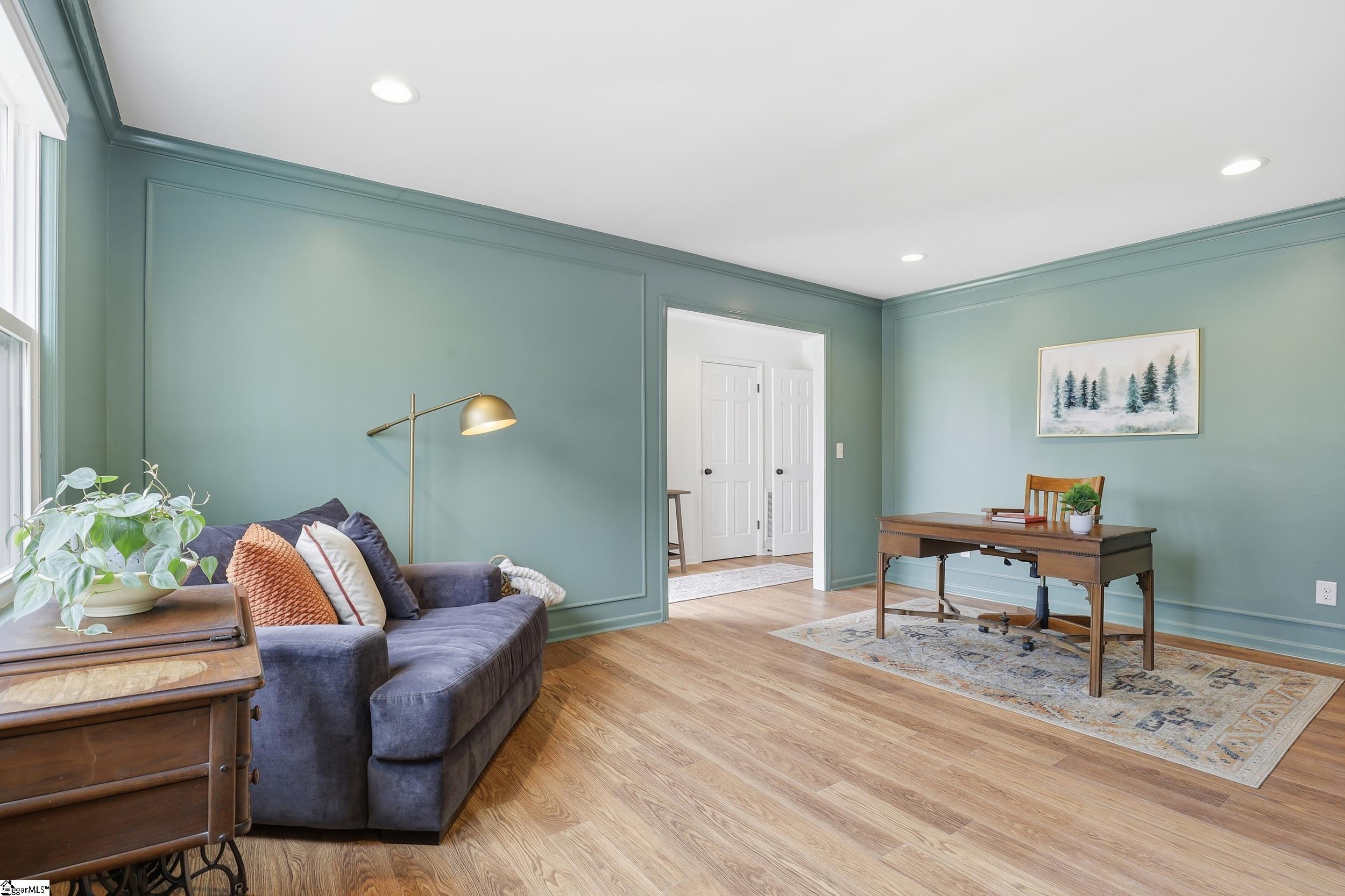 402 Foxcroft Road Greenville, SC 29615 - Photo 14 of 44