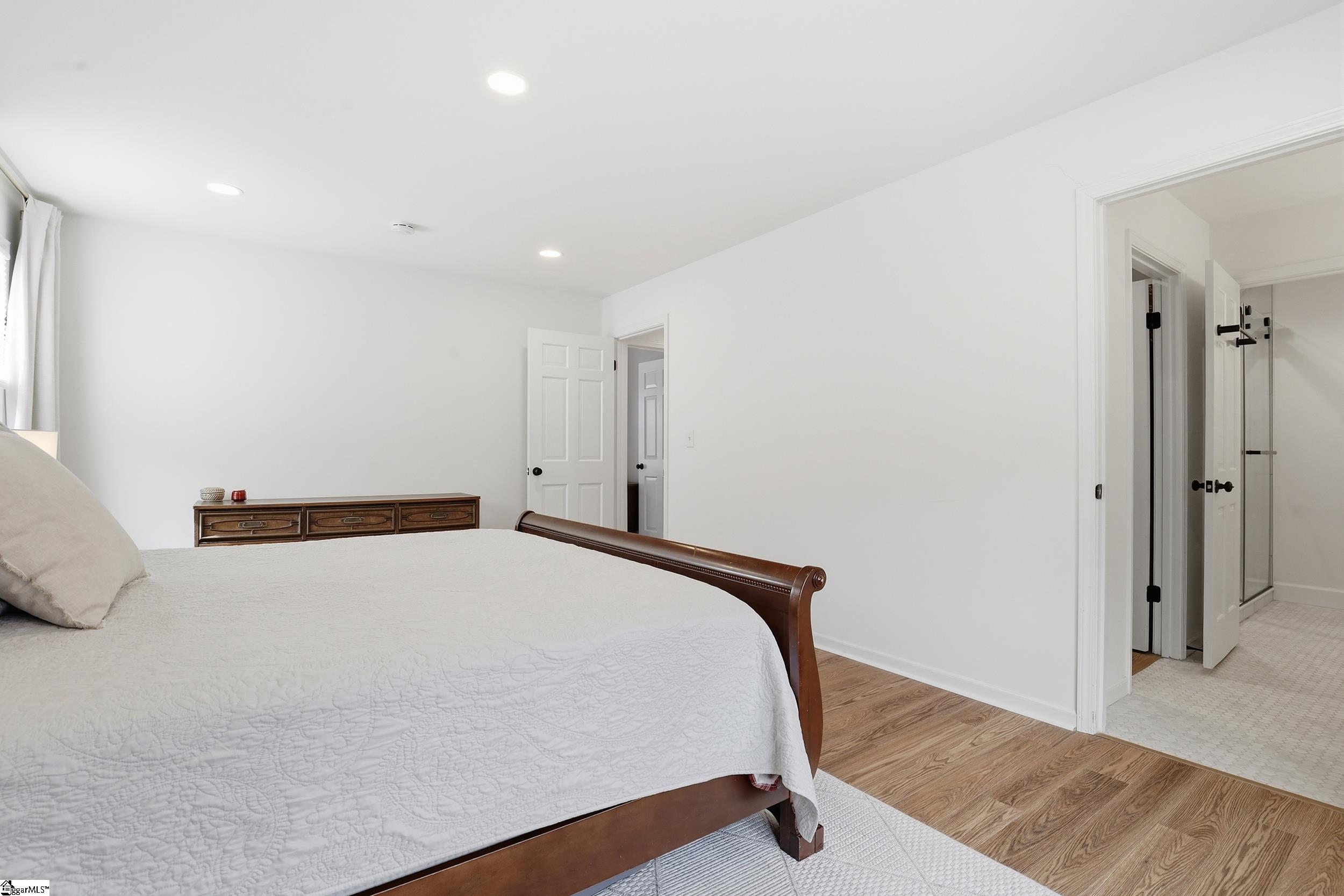 402 Foxcroft Road Greenville, SC 29615 - Photo 21 of 44