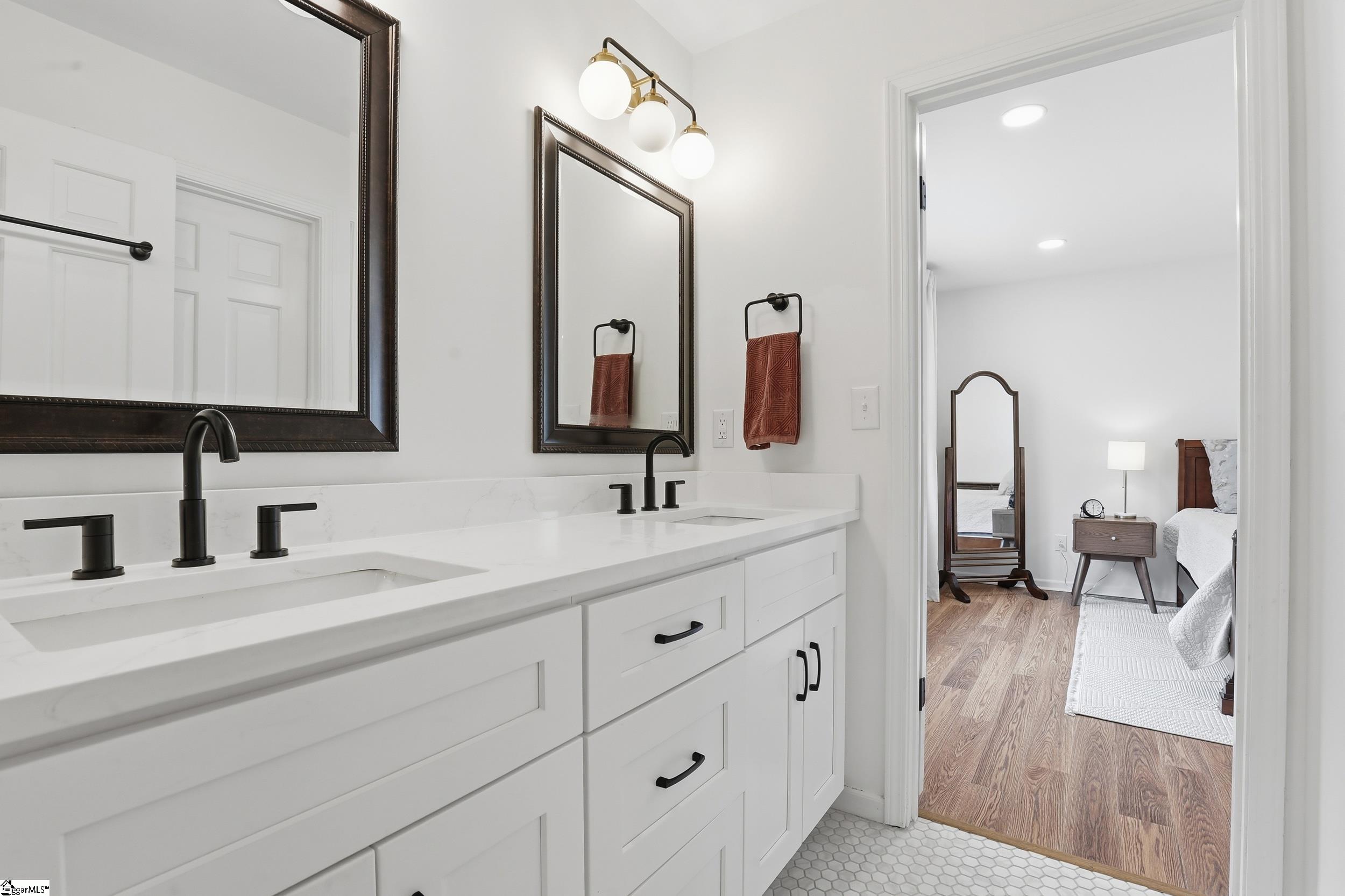 402 Foxcroft Road Greenville, SC 29615 - Photo 25 of 44