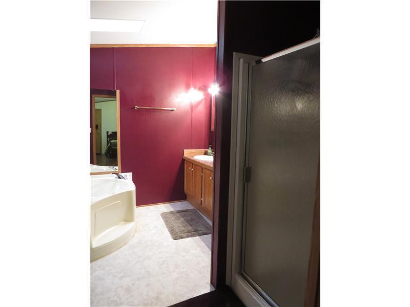 105 Outlet Road Augusta, ME 04330 - Photo 19 of 35 Master Bath/Spa.