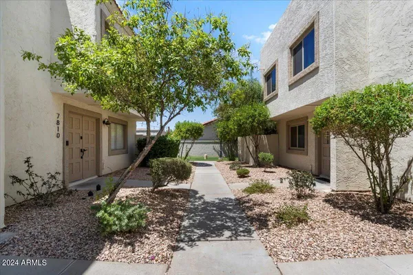 $2,375 | 7810 East Keim Drive, Scottsdale, AZ 85250