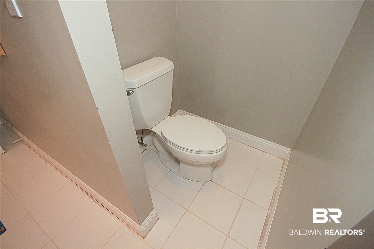 30681 Azalea Court Daphne, AL 36527 - Photo 29 of 50 Her Master Bath