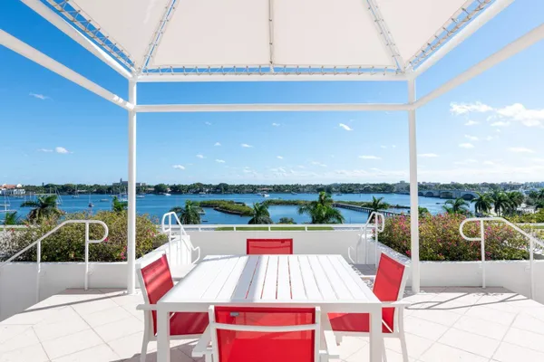 $3,595,000 | 529 South Flagler Drive, Unit 10H, West Palm Beach, FL 33401