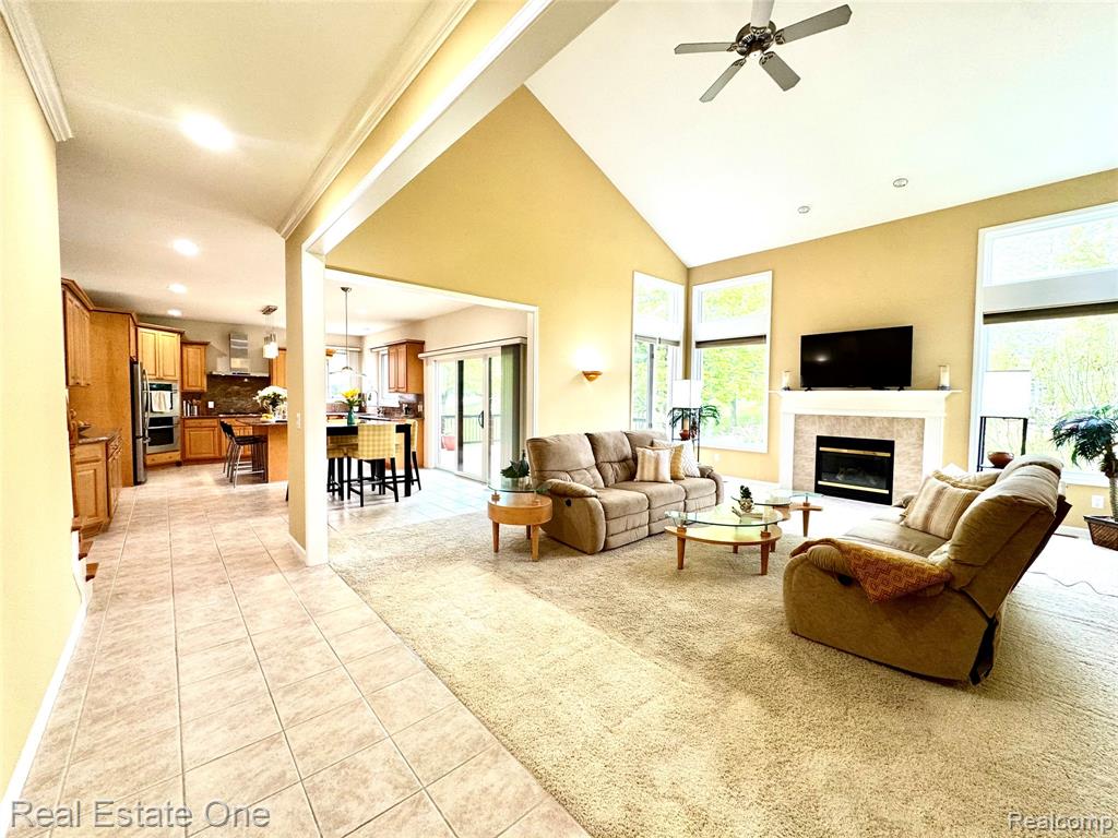 1215 Letica Drive Rochester, MI 48307 - Photo 8 of 43