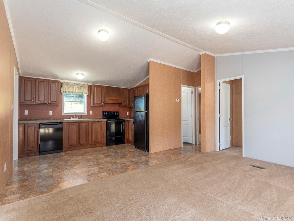 99 Terrell Road Clyde, NC 28721 - Photo 5 of 15