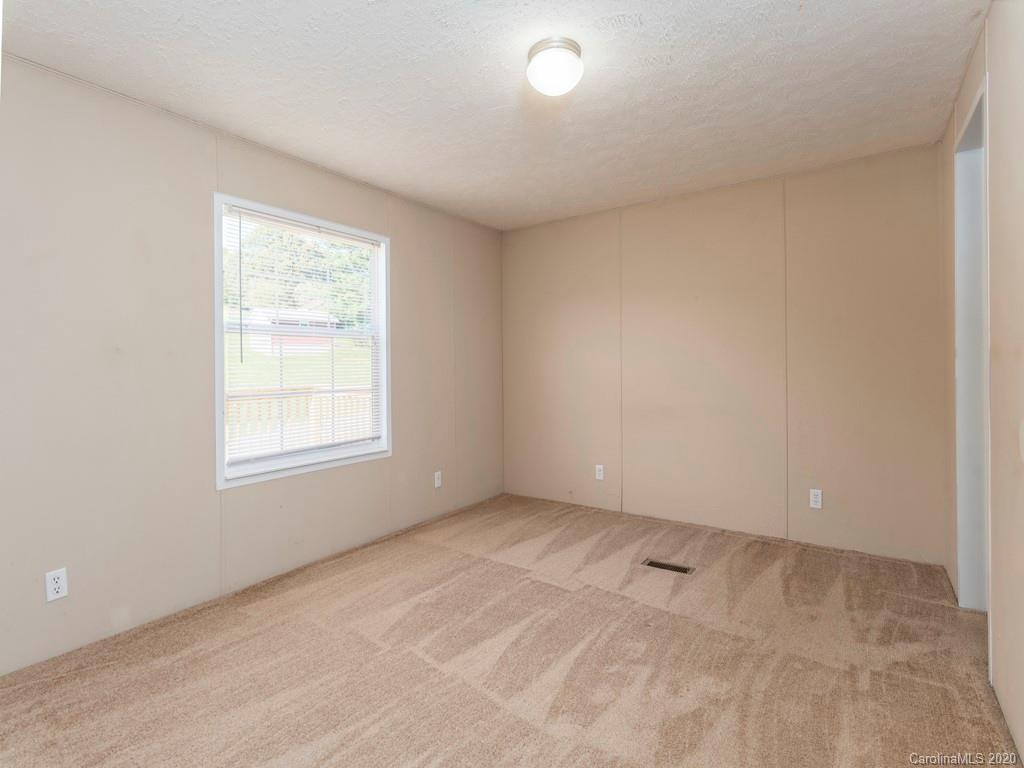 99 Terrell Road Clyde, NC 28721 - Photo 8 of 15