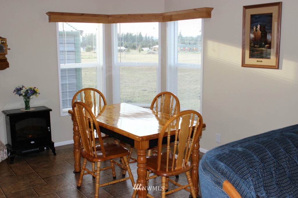 18005 Seco Lane Rochester, WA 98579 - Photo 12 of 21