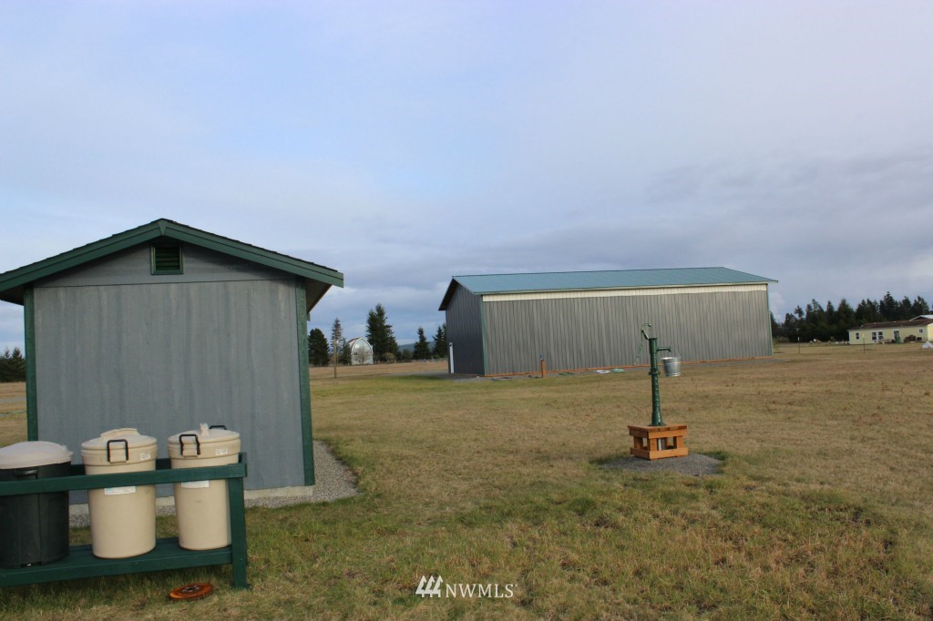 18005 Seco Lane Rochester, WA 98579 - Photo 17 of 21