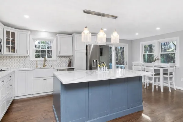 $825,000 | 103 Cross Street, Norwell, MA 02061