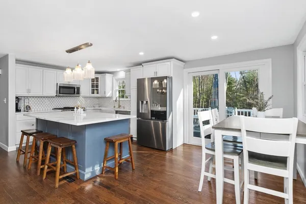 $825,000 | 103 Cross Street, Norwell, MA 02061