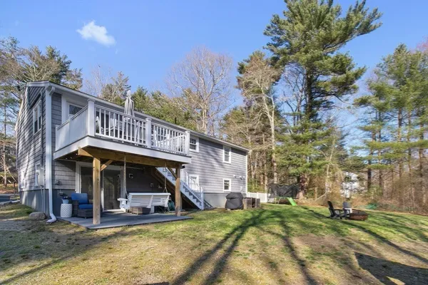 $825,000 | 103 Cross Street, Norwell, MA 02061