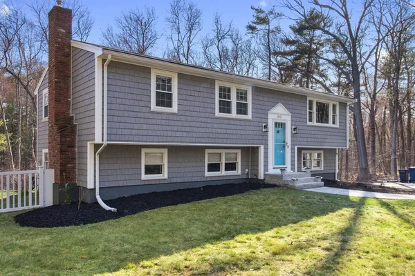 $825,000 | 103 Cross Street, Norwell, MA 02061
