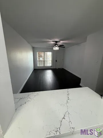 $2,200 | 3320 North Arnoult Road, Unit 232, Metairie, LA 70002