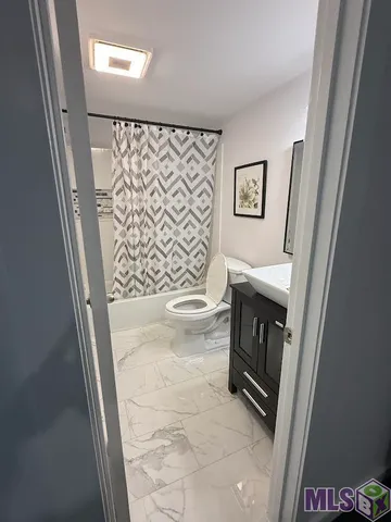 $2,200 | 3320 North Arnoult Road, Unit 232, Metairie, LA 70002