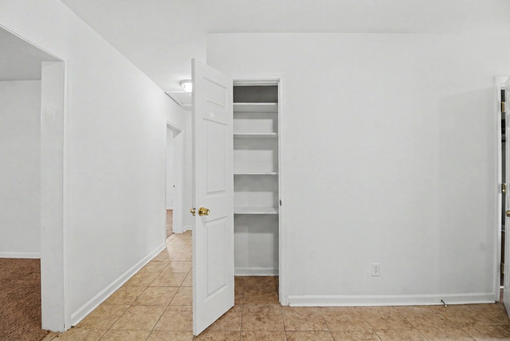 1023 East Saunders Road Dothan, AL 36301 - Photo 20 of 45 Gallery Image 20