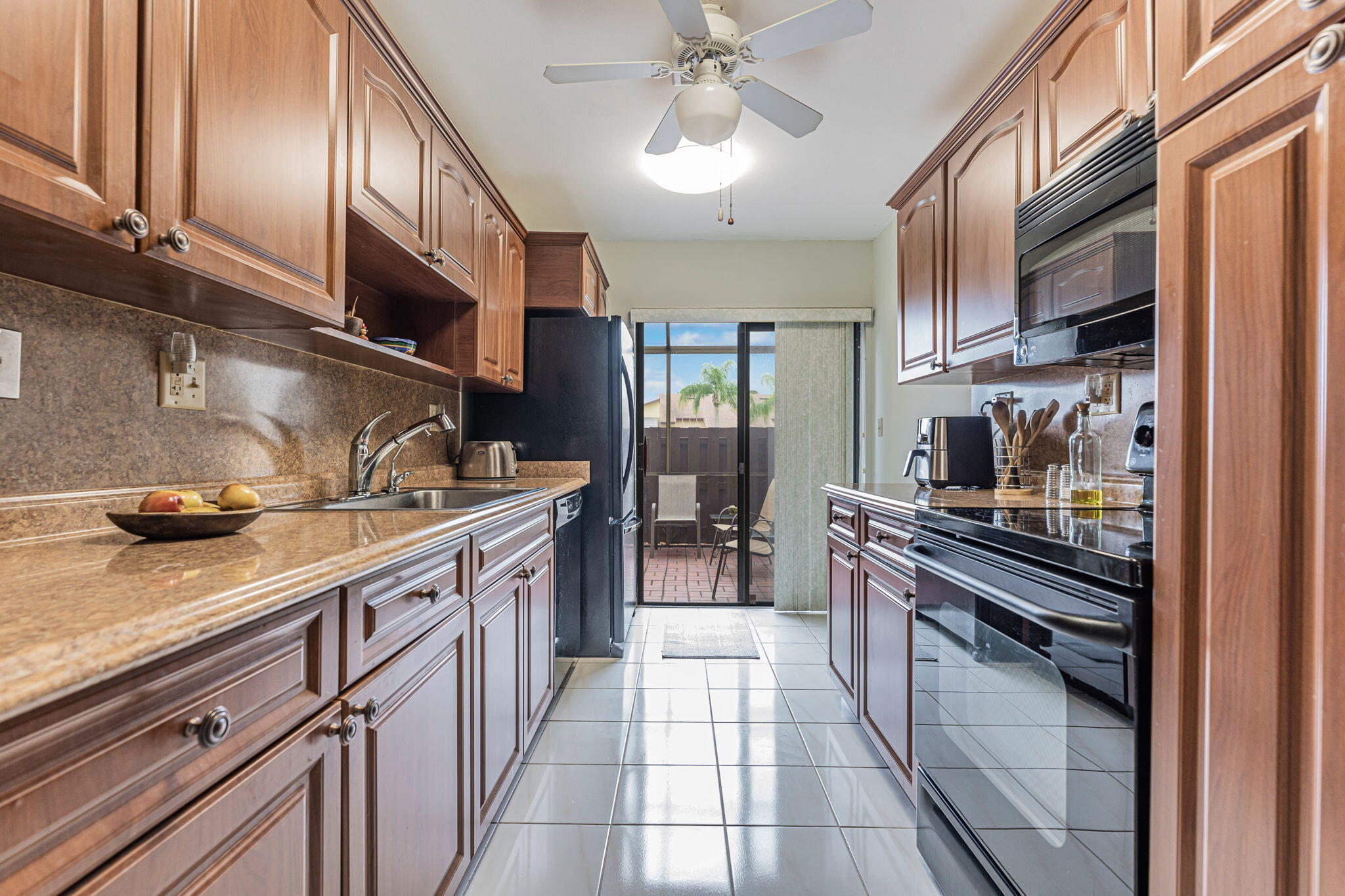 13953 Nesting Way, Unit D Delray Beach, FL 33484 - Photo 13 of 44 Kitchen