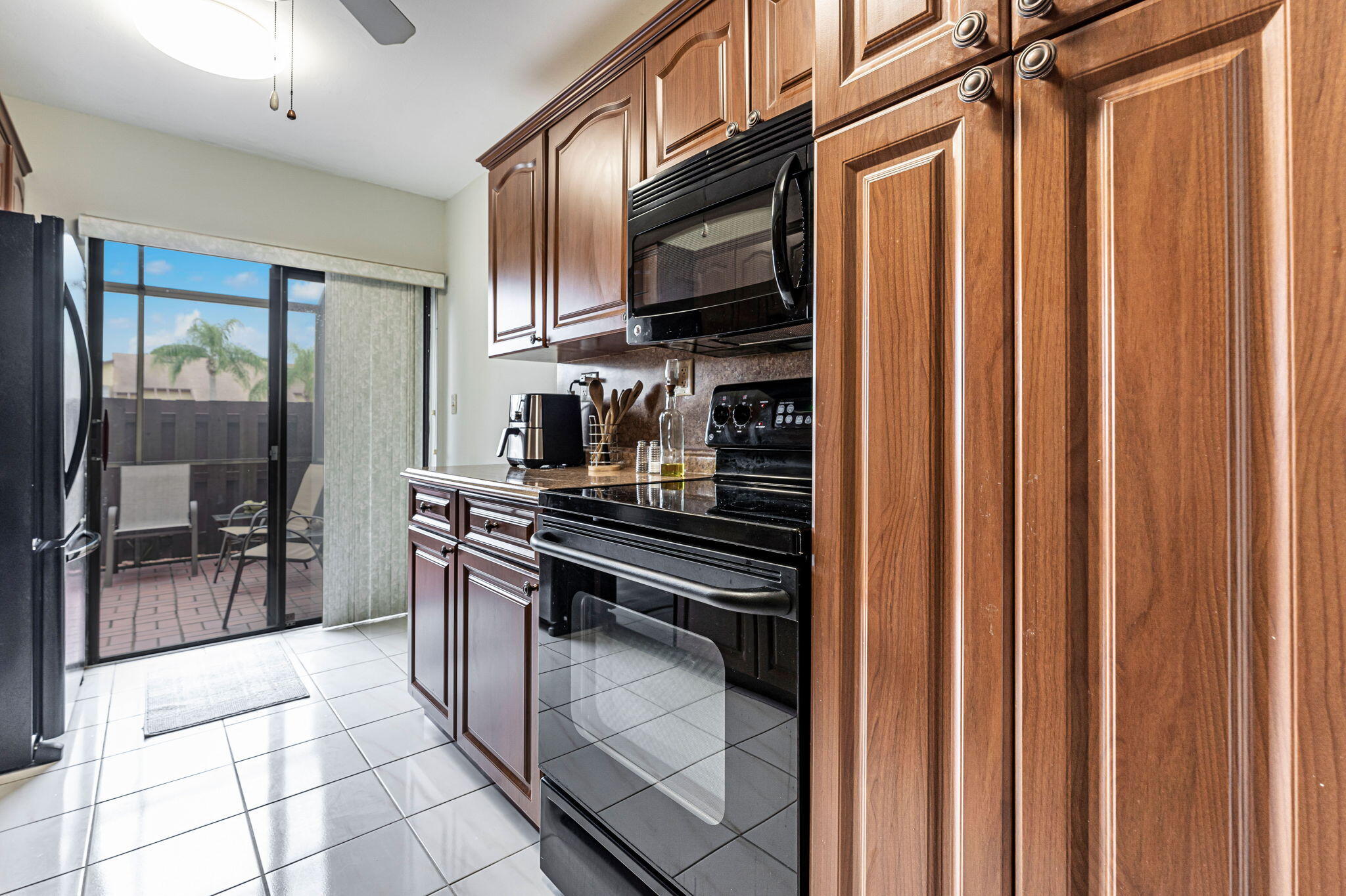 13953 Nesting Way, Unit D Delray Beach, FL 33484 - Photo 17 of 44 Kitchen
