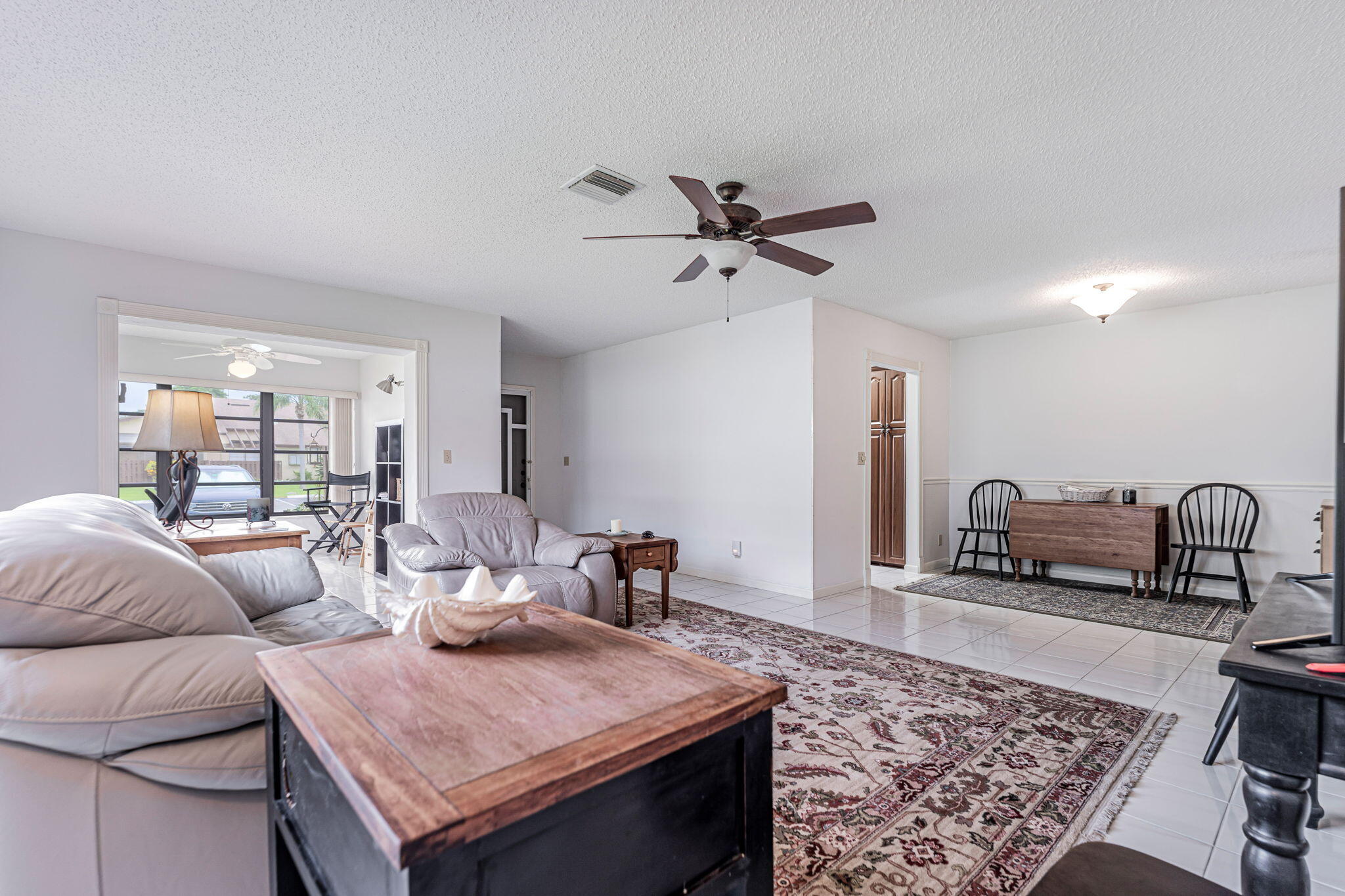 13953 Nesting Way, Unit D Delray Beach, FL 33484 - Photo 21 of 44 Living Room