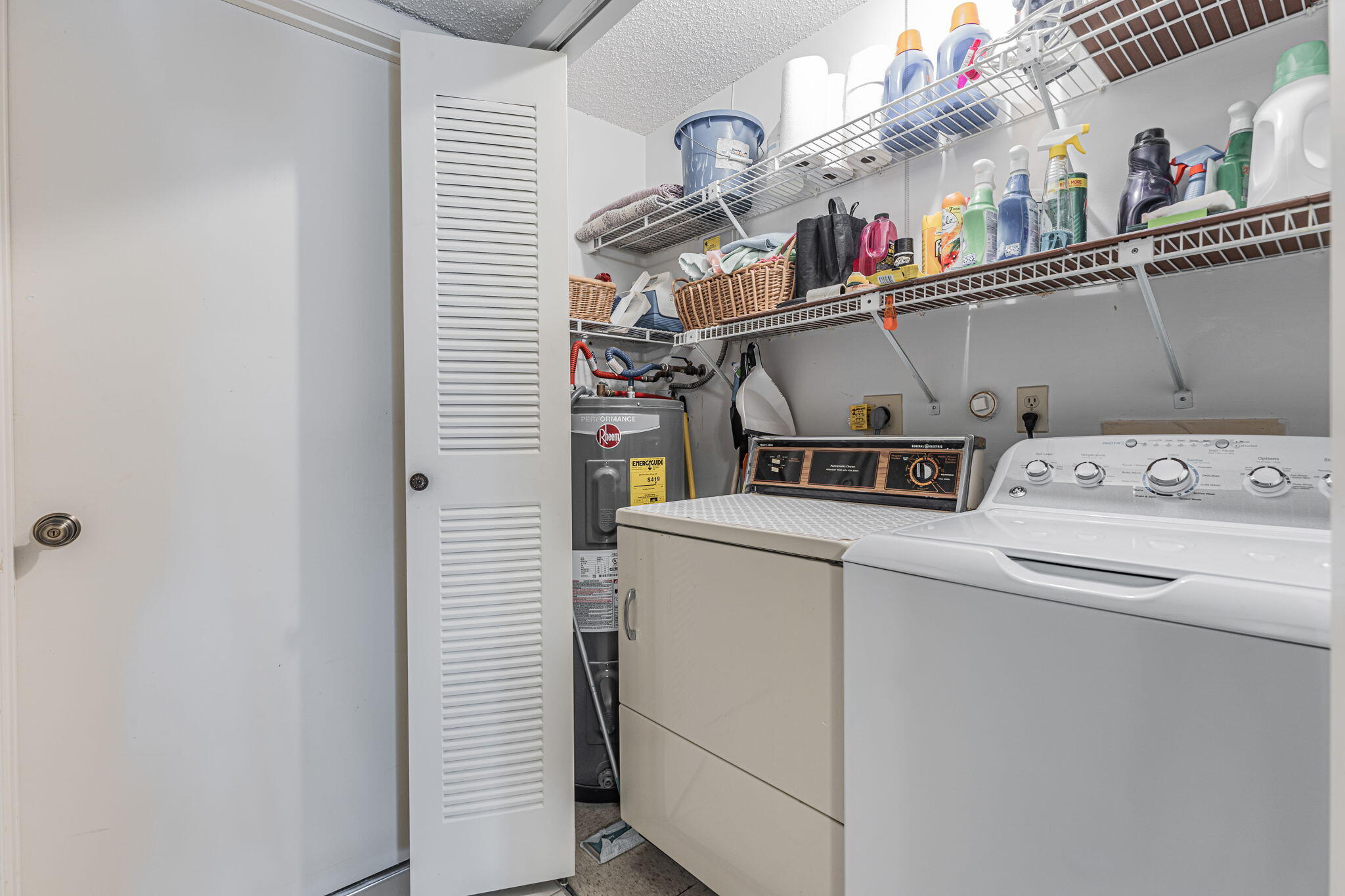13953 Nesting Way, Unit D Delray Beach, FL 33484 - Photo 35 of 44 Laundry room