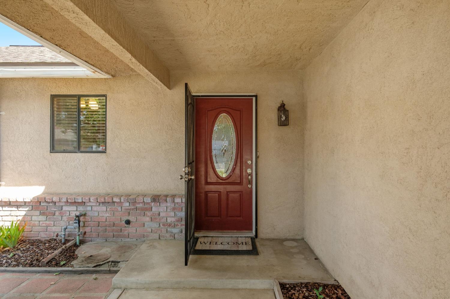 3237 Renn Avenue Clovis, CA 93611 - Photo 6 of 39 Gallery Image 6