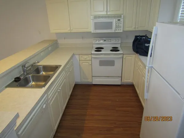 $1,425 | 901 West Port Drive, Unit 106, North Myrtle Beach, SC 29582