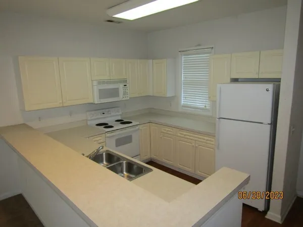 $1,425 | 901 West Port Drive, Unit 106, North Myrtle Beach, SC 29582