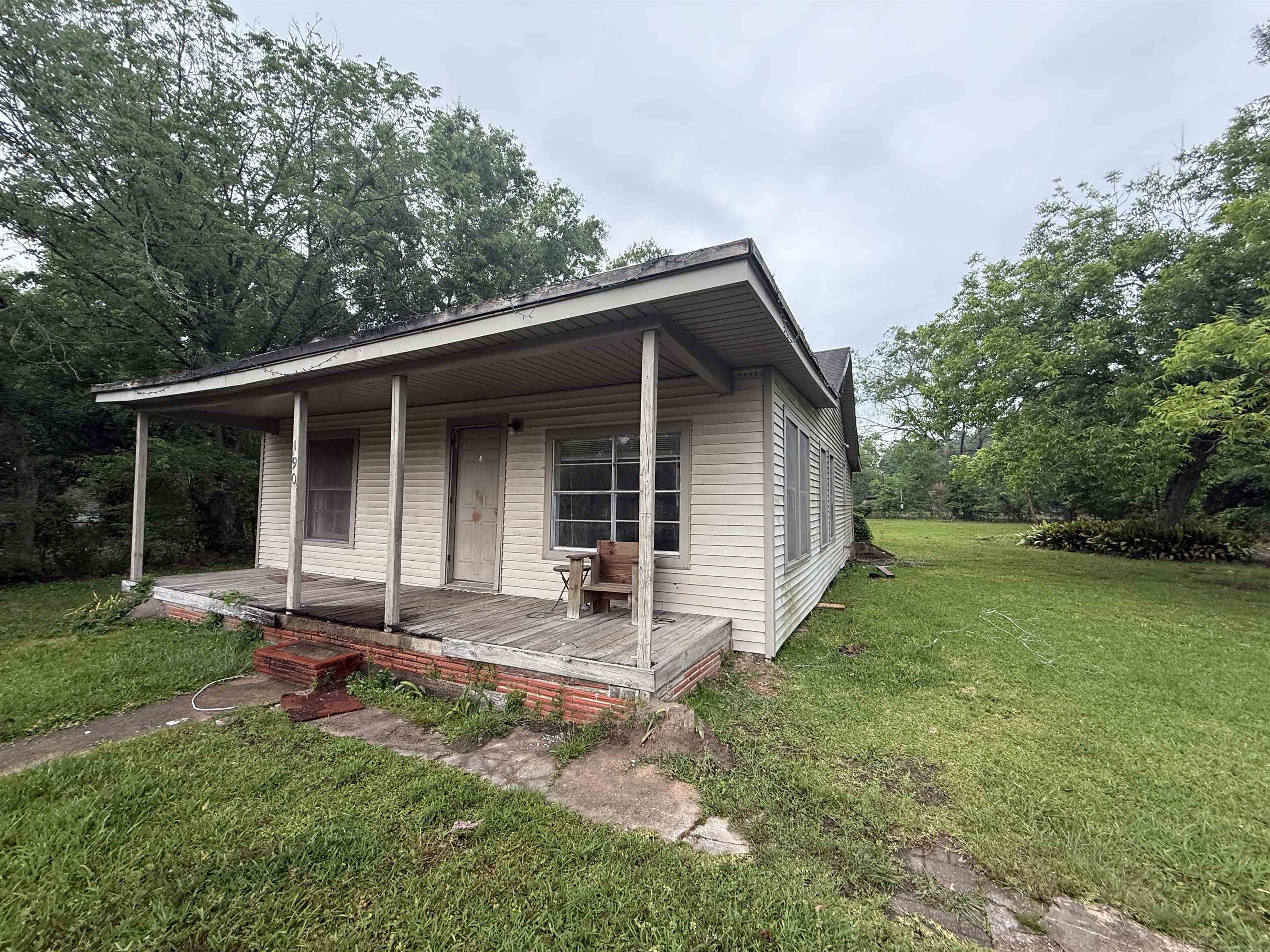 190 Fillmore Street Vidor, TX 77662 - Photo 1 of 1
