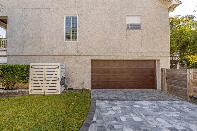 $1,295,000 | 242 McIntosh Avenue, St. Simons Island, GA 31522