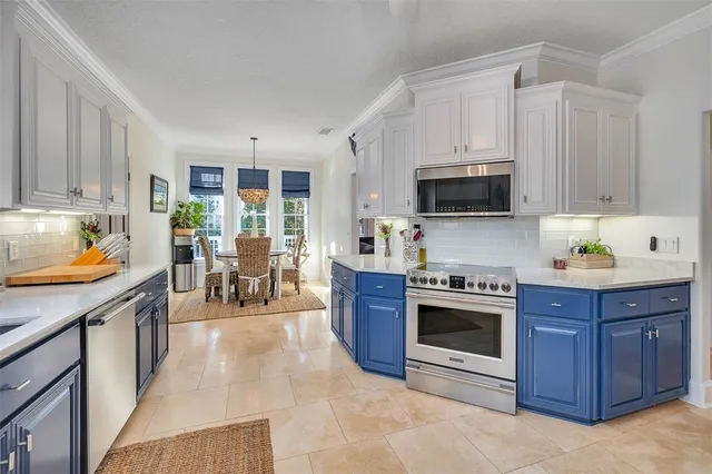 $1,295,000 | 242 McIntosh Avenue, St. Simons Island, GA 31522