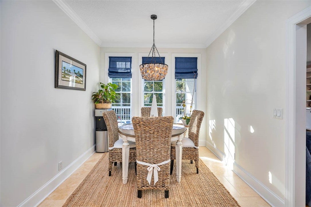 242 McIntosh Avenue St. Simons Island, GA 31522 - Photo 10 of 51 Eat in Kitchen