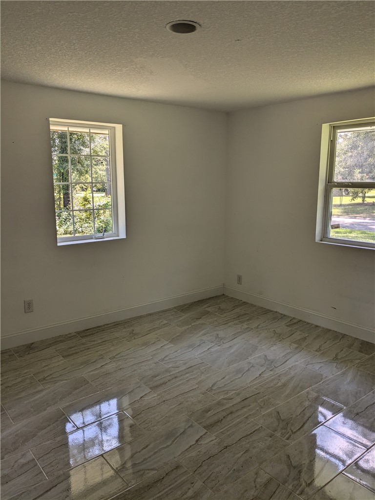 4155 Pinecrest Road Waycross, GA 31503 - Photo 7 of 10
