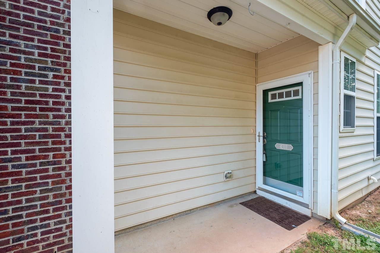 4311 Sugarbend Way Raleigh, NC 27606 - Photo 3 of 26 Gallery Image 3