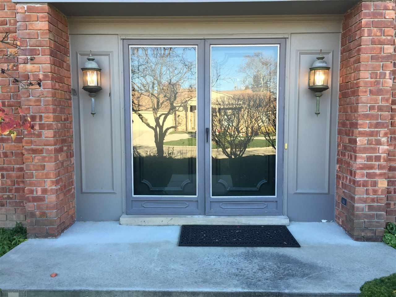 75 Belle Meade Road Grosse Pointe Shores, MI 48236 - Photo 2 of 23