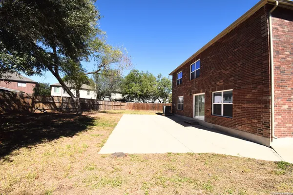 $2,095 | 9127 Via Mirada, San Antonio, TX 78245