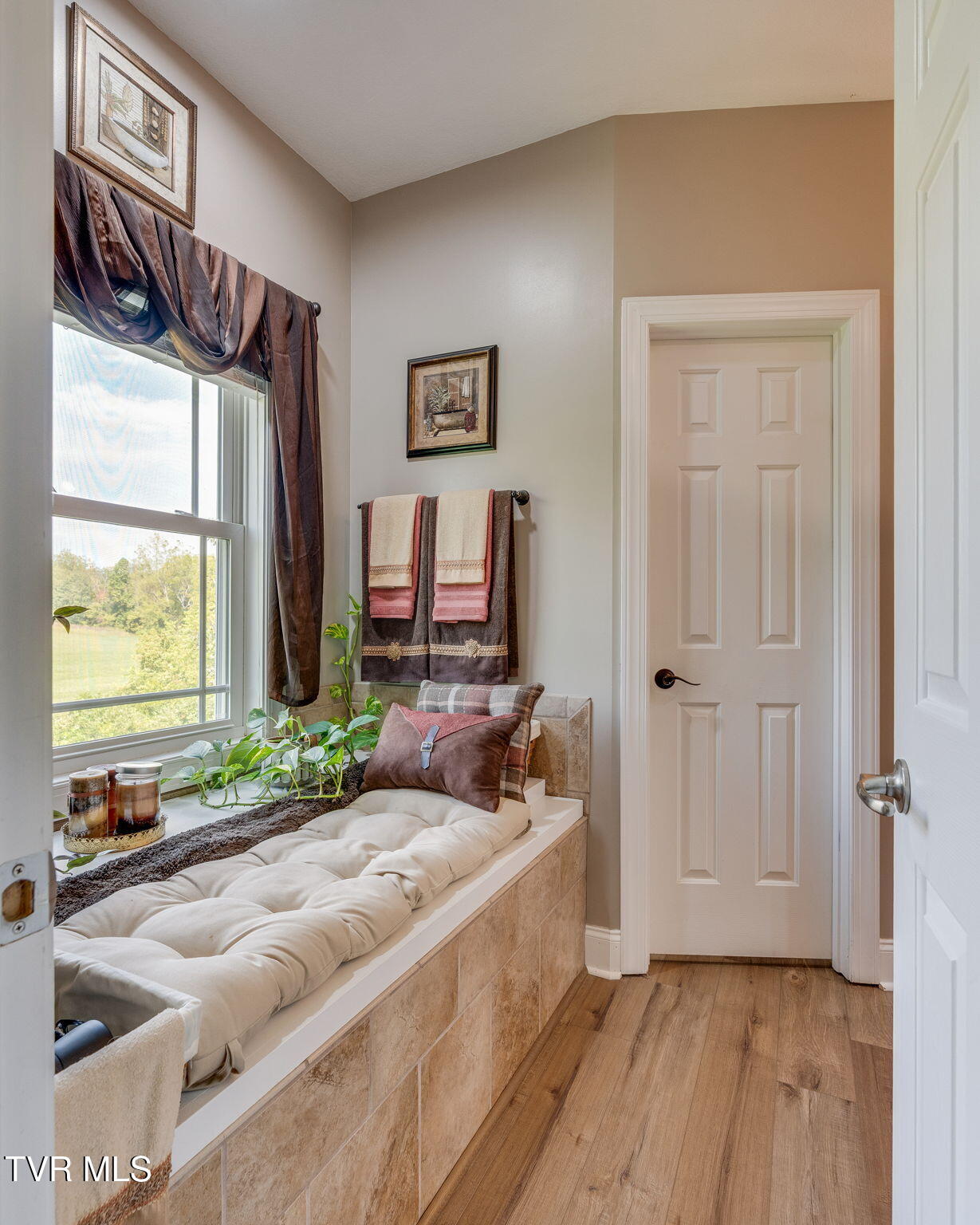 399 Carson Creek Road Limestone, TN 37681 - Photo 26 of 74 046