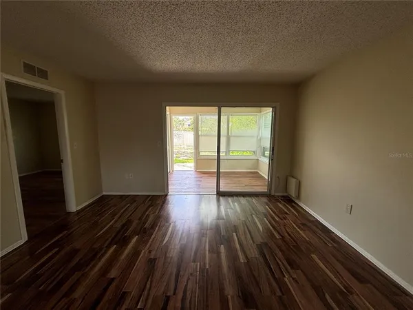 $1,750 | 2220 Bancroft Circle South, Unit D, Palm Harbor, FL 34683