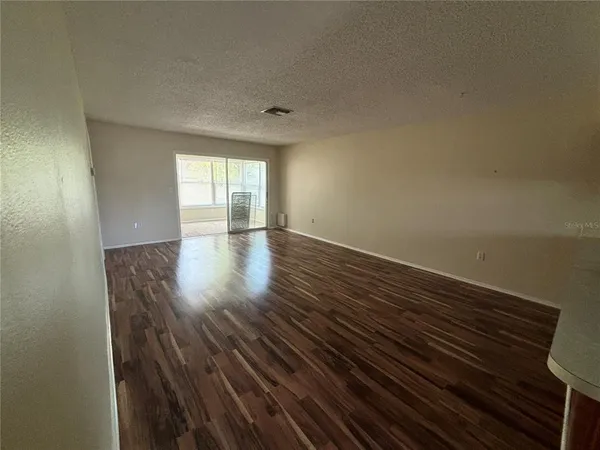 $1,750 | 2220 Bancroft Circle South, Unit D, Palm Harbor, FL 34683