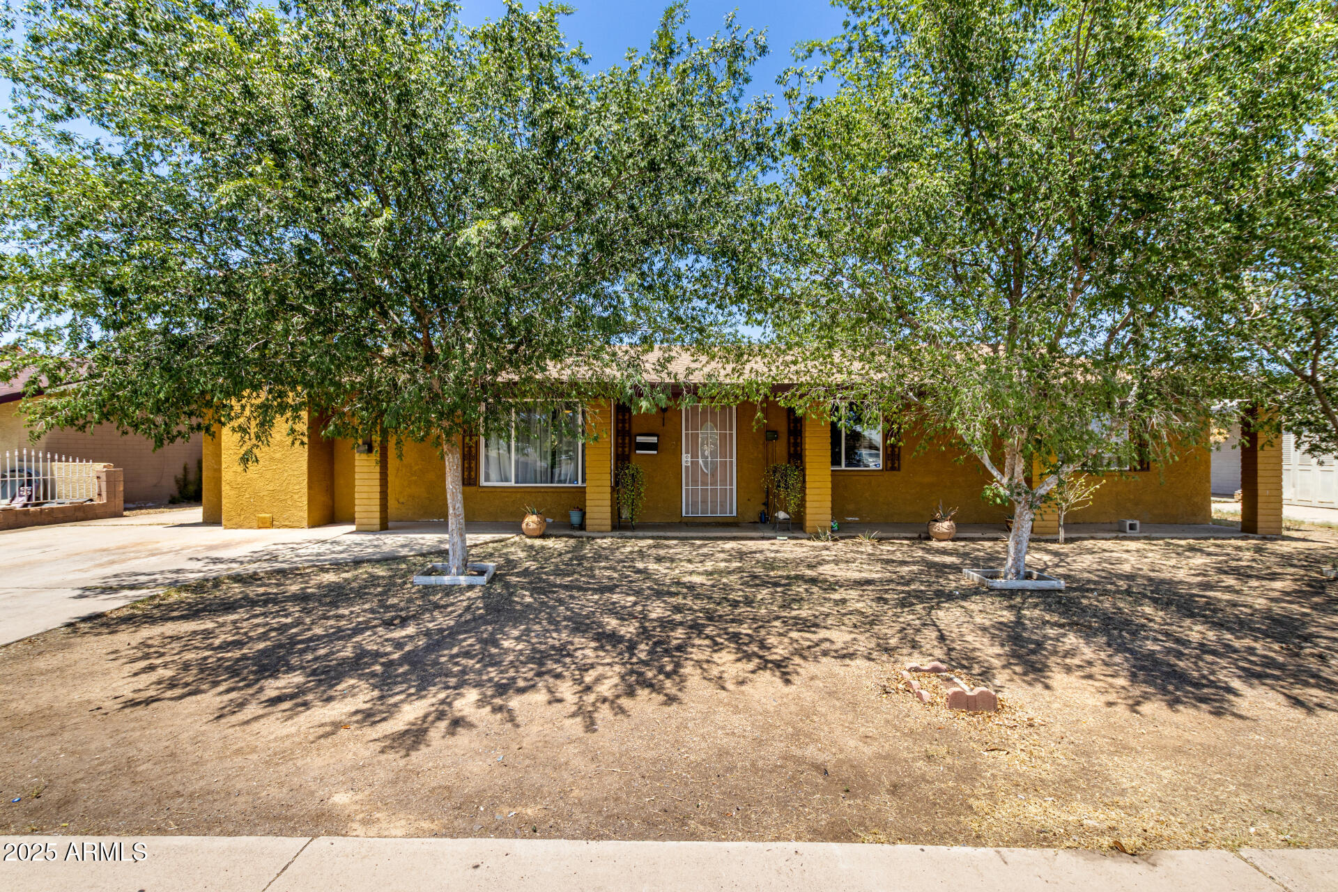 3842 West Ocotillo Road Phoenix, AZ 85019 - Photo 2 of 29 02 Ocotillo