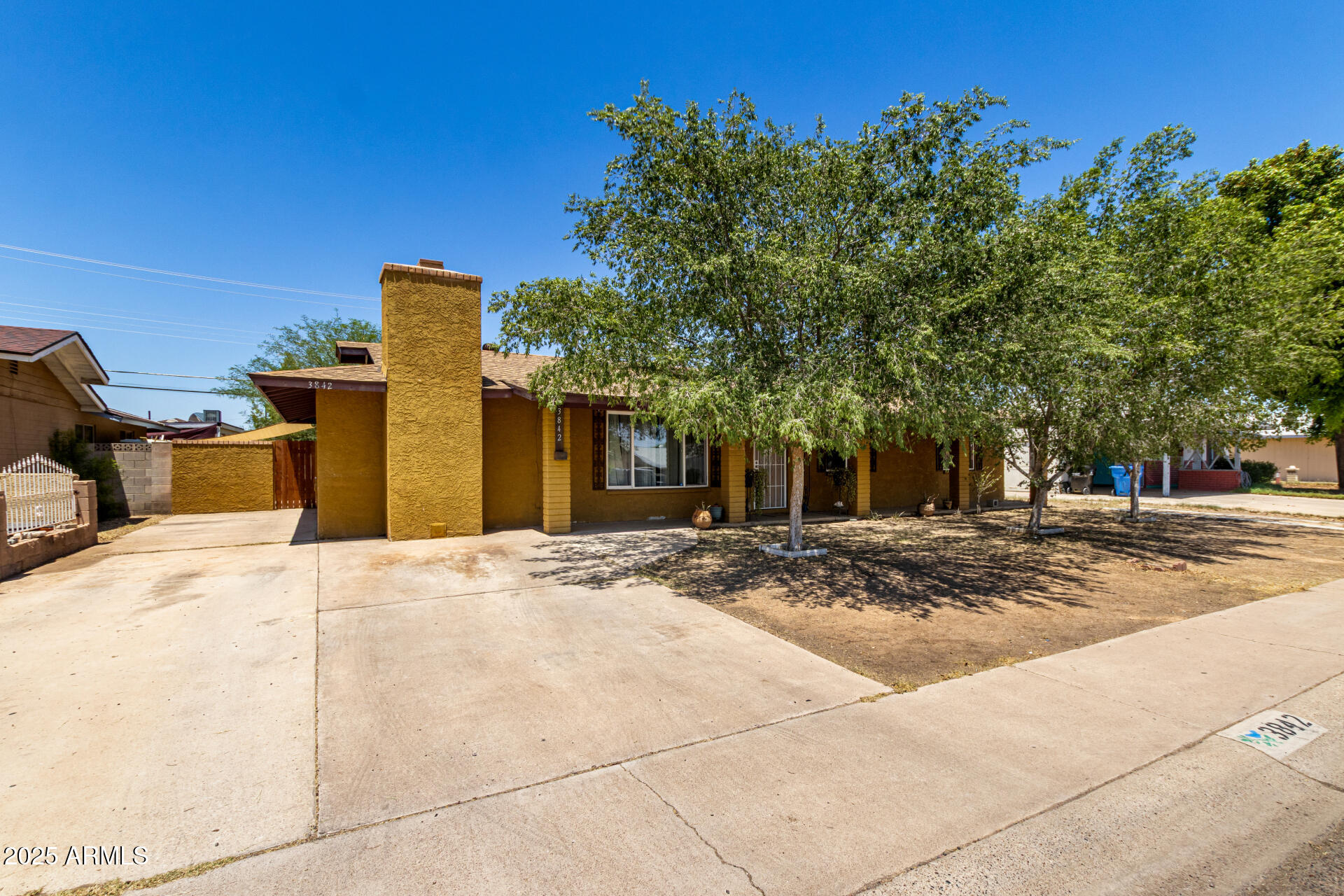 3842 West Ocotillo Road Phoenix, AZ 85019 - Photo 6 of 29 06 Ocotillo