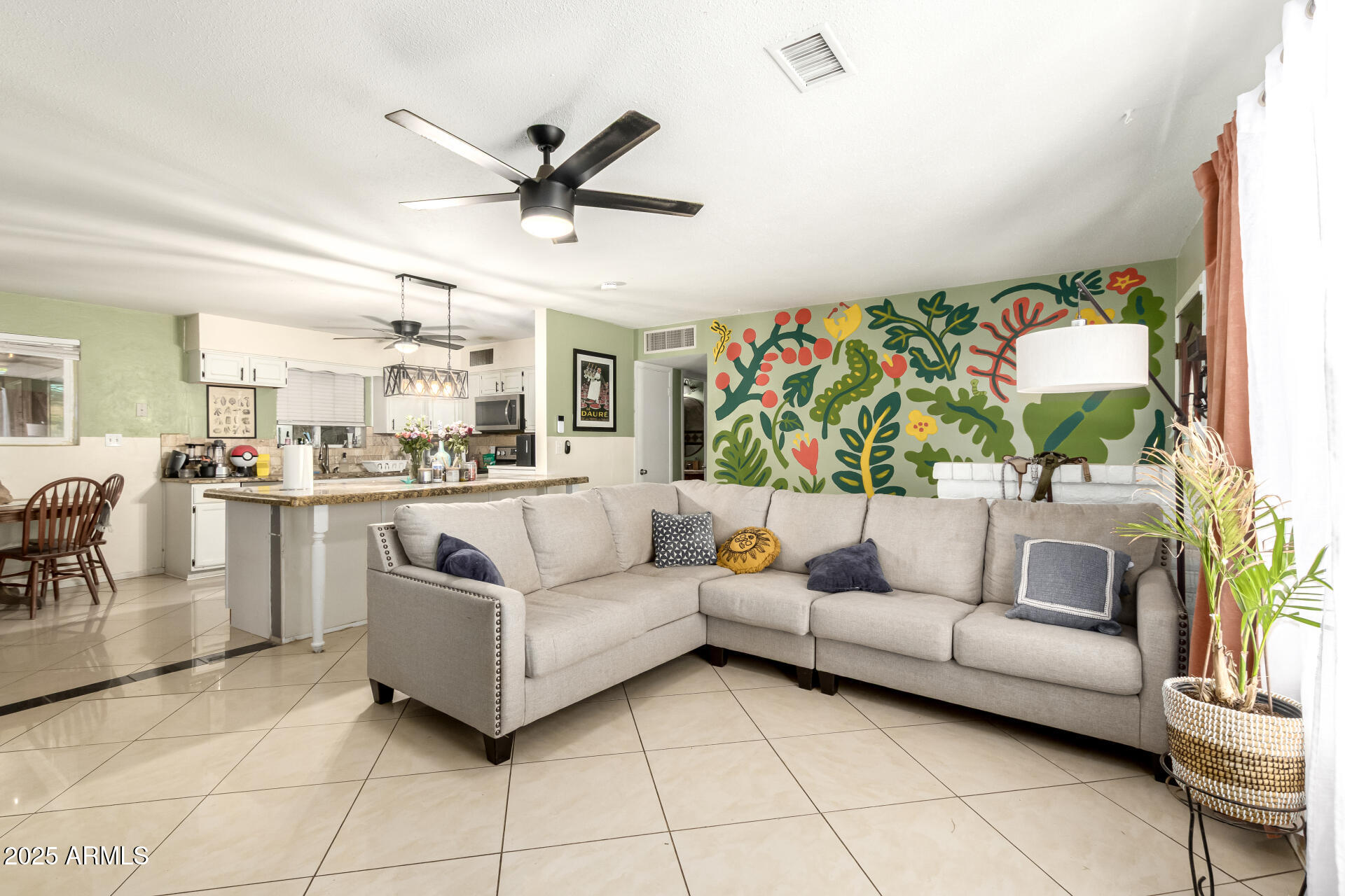 3842 West Ocotillo Road Phoenix, AZ 85019 - Photo 8 of 29 08 Ocotillo