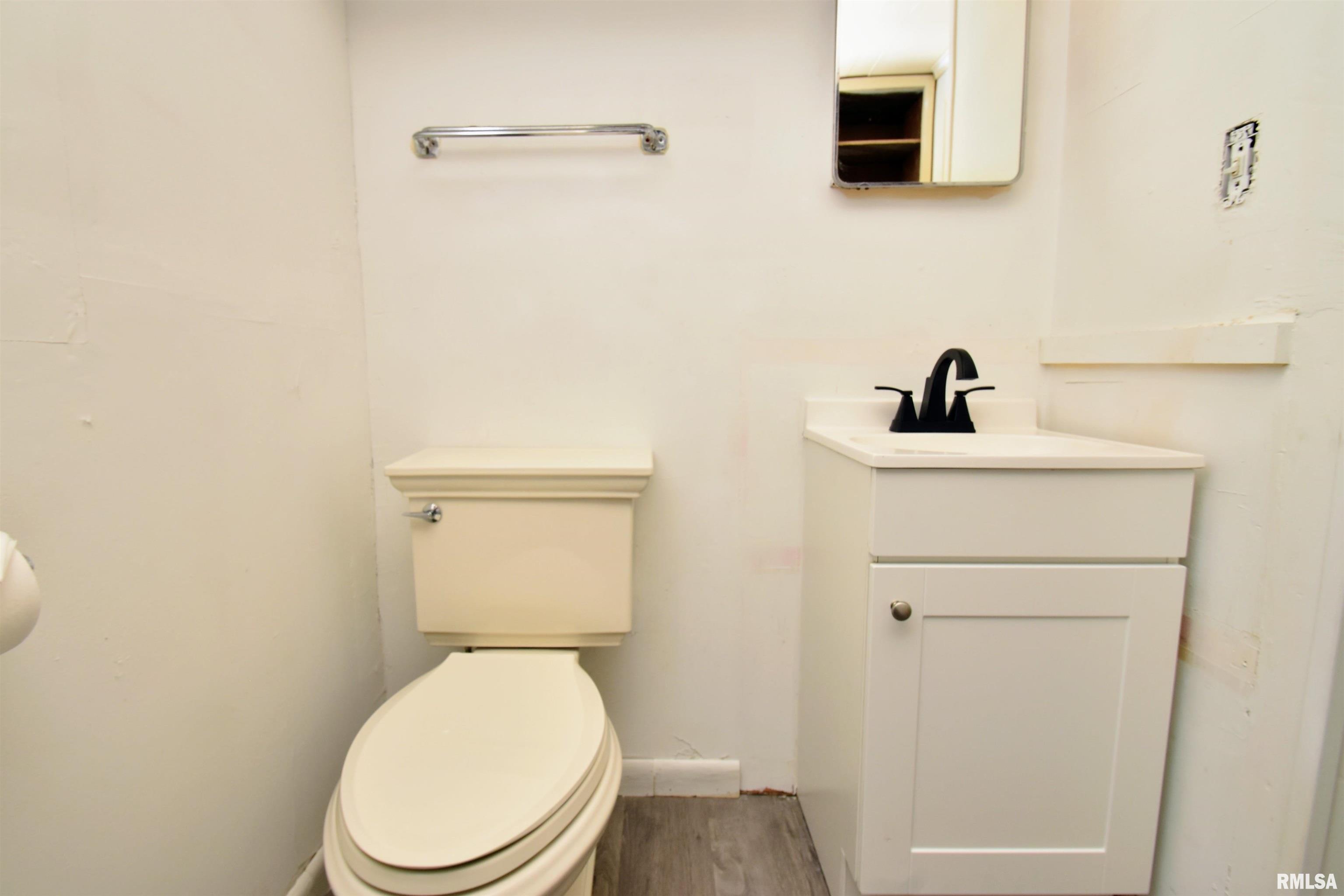 328 East High Street Creve Coeur, IL 61610 - Photo 22 of 30