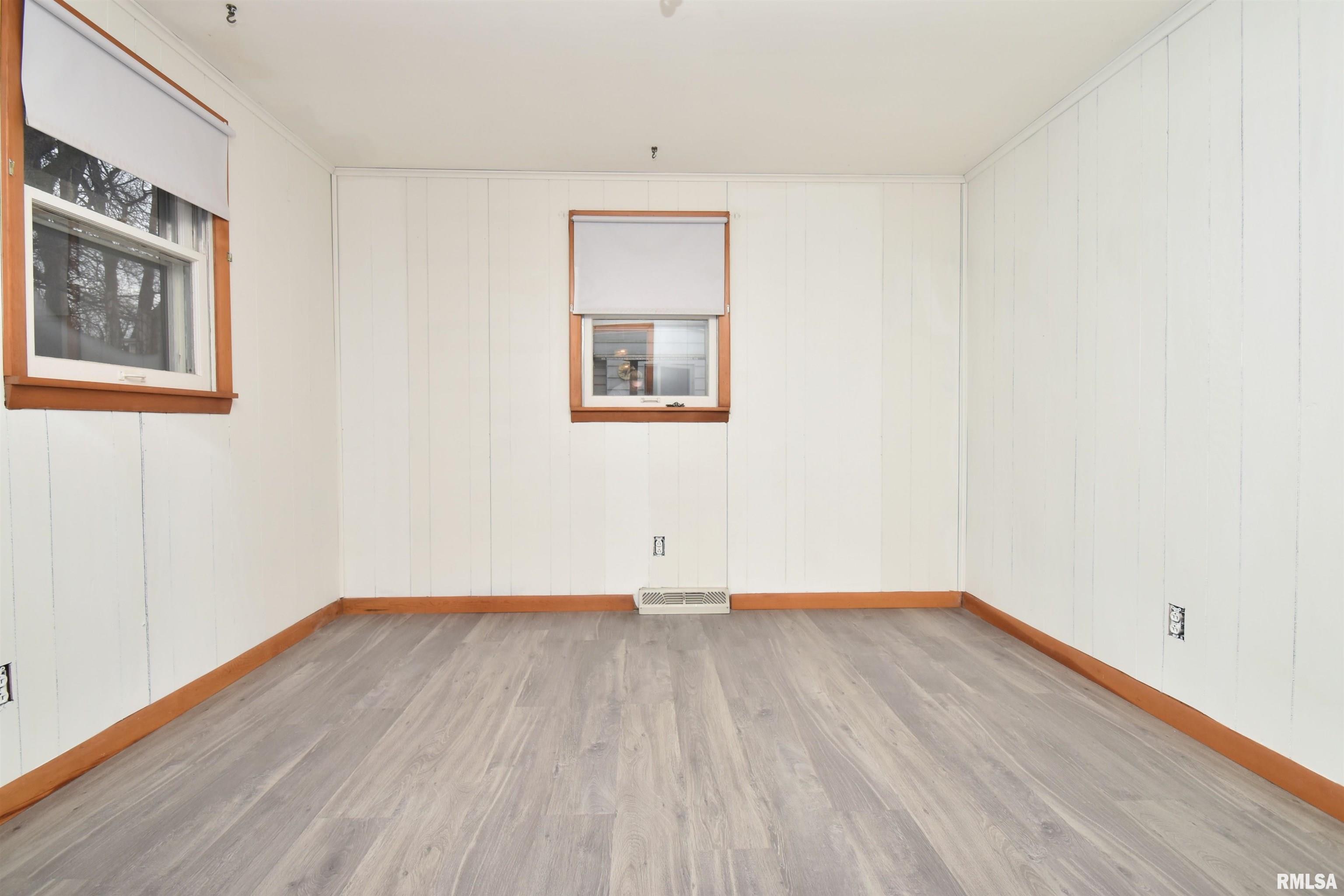 328 East High Street Creve Coeur, IL 61610 - Photo 29 of 30