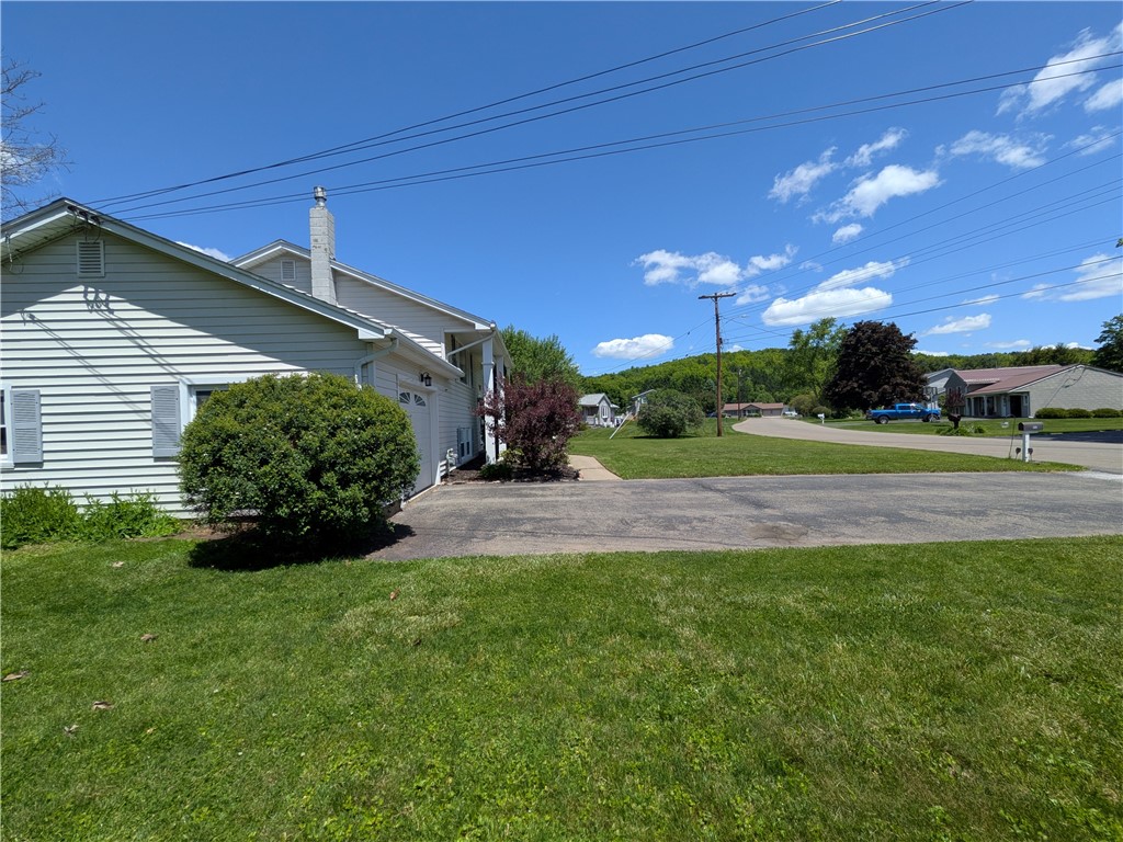 225 Meadowlark Road Horseheads, NY 14845 - Photo 49 of 49 225 Meadowlark Road on a large lot in an establish