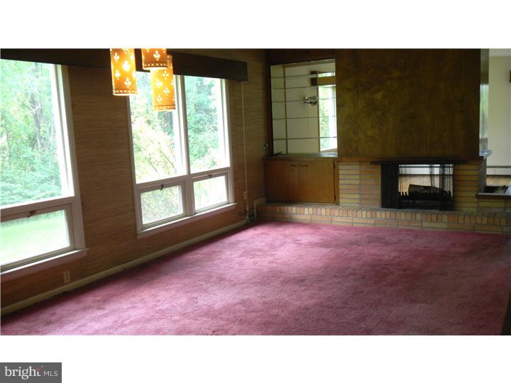 371 Mountain View Road Skillman, NJ 08558 - Photo 4 of 11 Dining Room