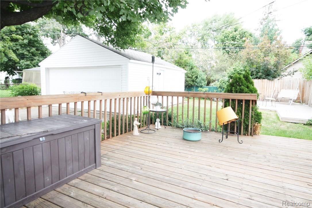 213 Roth Boulevard Clawson, MI 48017 - Photo 19 of 20 IMG_5877.JPG