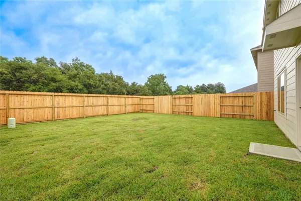 $2,200 | 17914 Becker Lndg Drive, Hockley, TX 77447