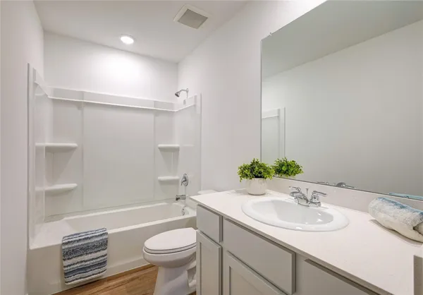 $2,200 | 17914 Becker Lndg Drive, Hockley, TX 77447