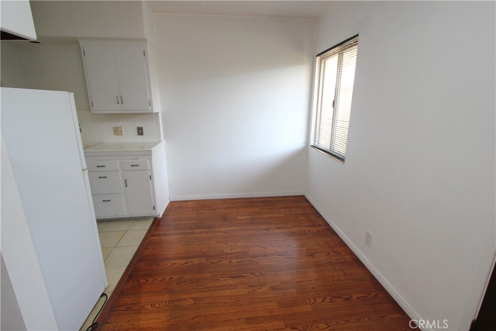 1831 East Appleton Street Long Beach, CA 90802 - Photo 8 of 13 Dining area