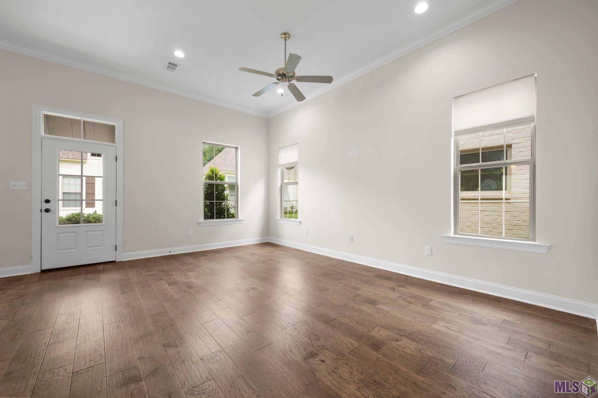 12853 Finn Way Baton Rouge, LA 70818 - Photo 3 of 20 Gallery Image 3